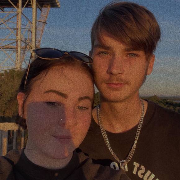 Meet your Posher, Shae - Picture 1 of 1